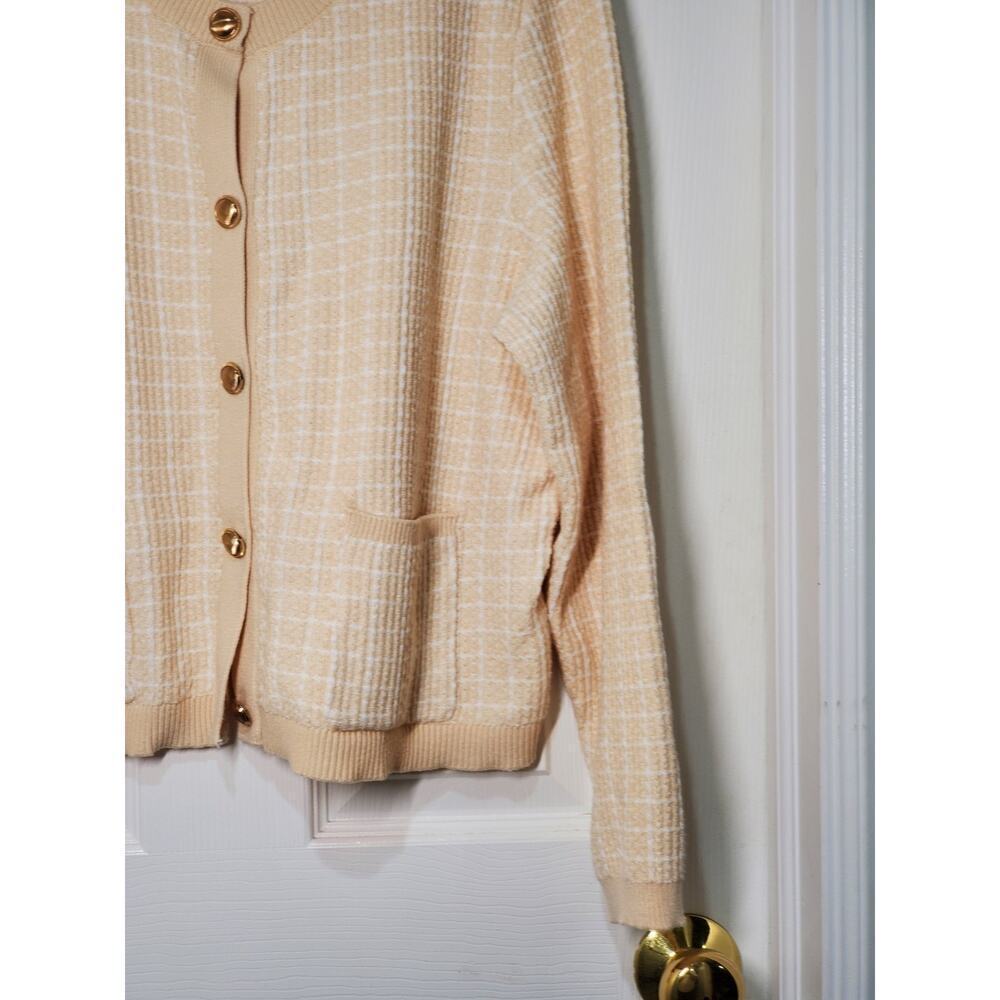 Women’s Beige Button-Front Cardigan Sweater – Textured Grid Pattern – Size XL - Picture 3 of 12
